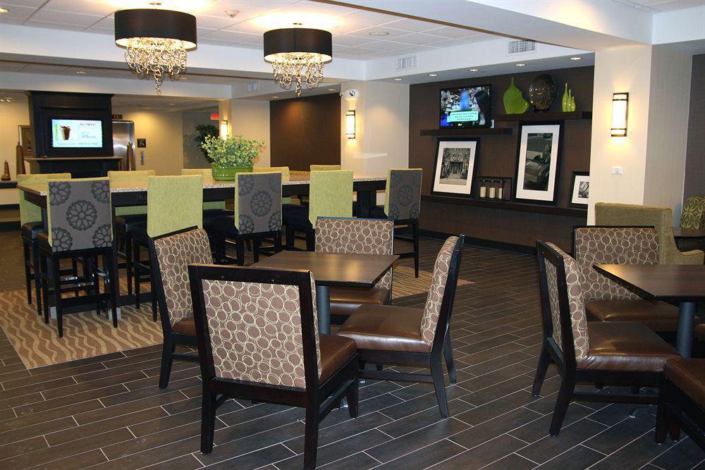 Hampton Inn Довер Экстерьер фото