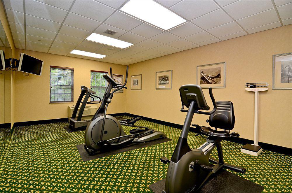 Hampton Inn Довер Экстерьер фото