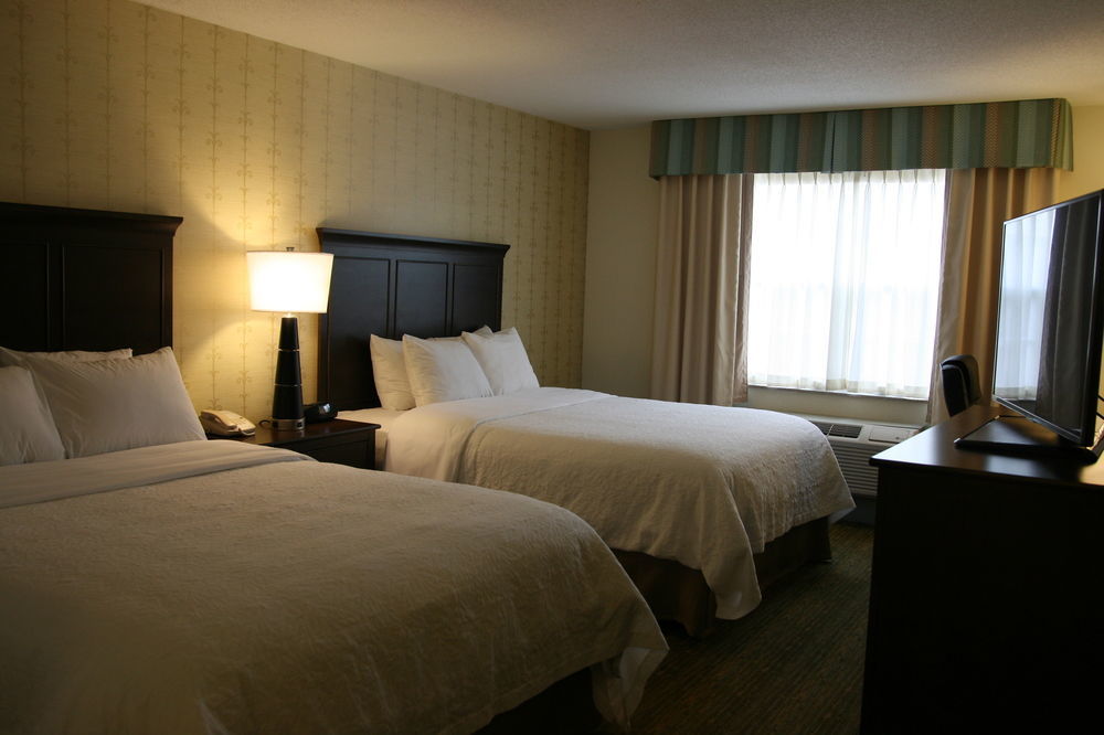 Hampton Inn Довер Экстерьер фото