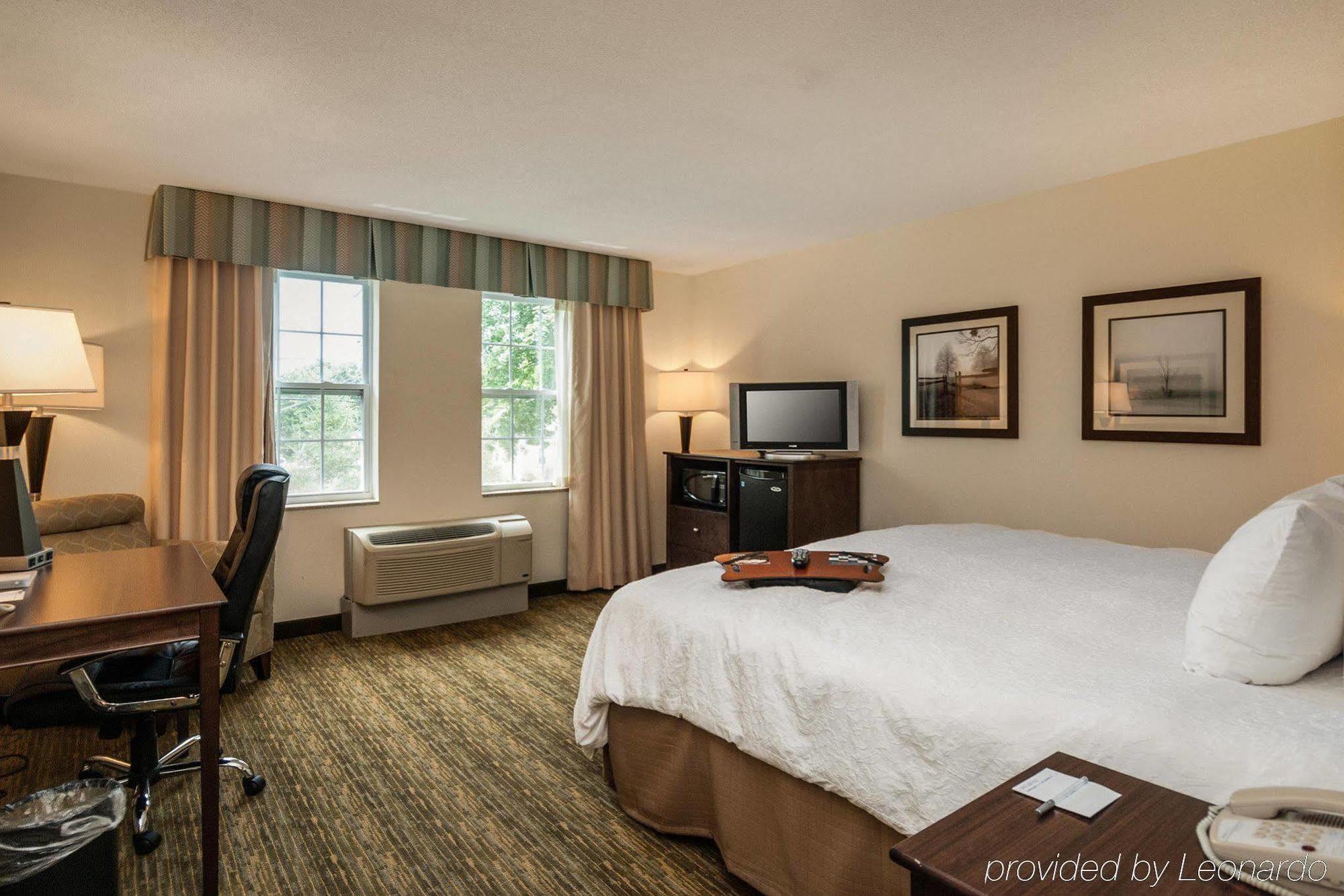 Hampton Inn Довер Экстерьер фото